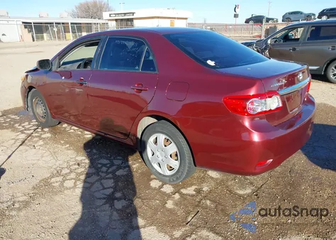 2011 Toyota Corolla Le z USA, uszkodzony, nr VIN 2T1BU4EE4BC625373
